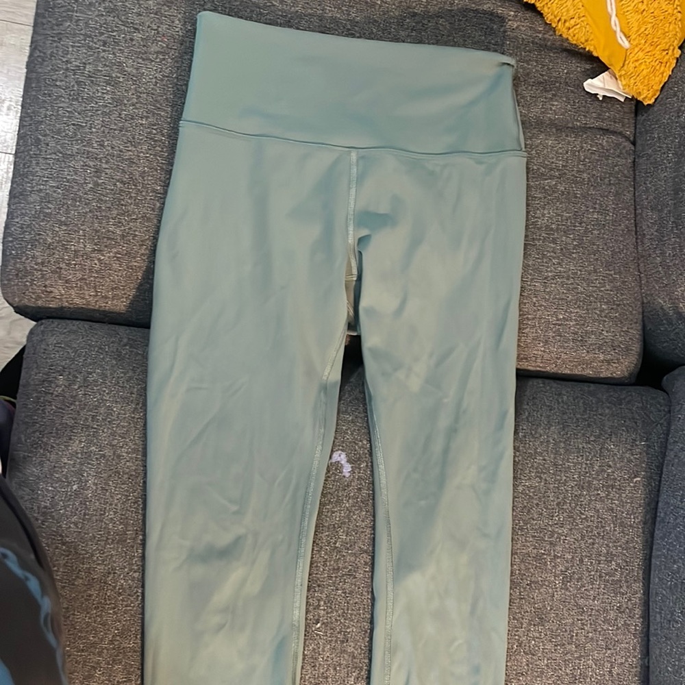 Lululemon green size 8 leggings